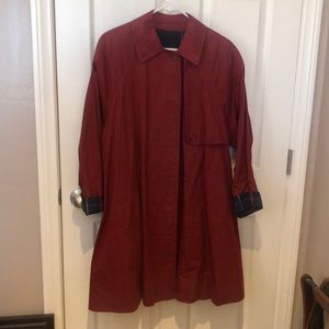 Burberry Trench Coat in Size 12
